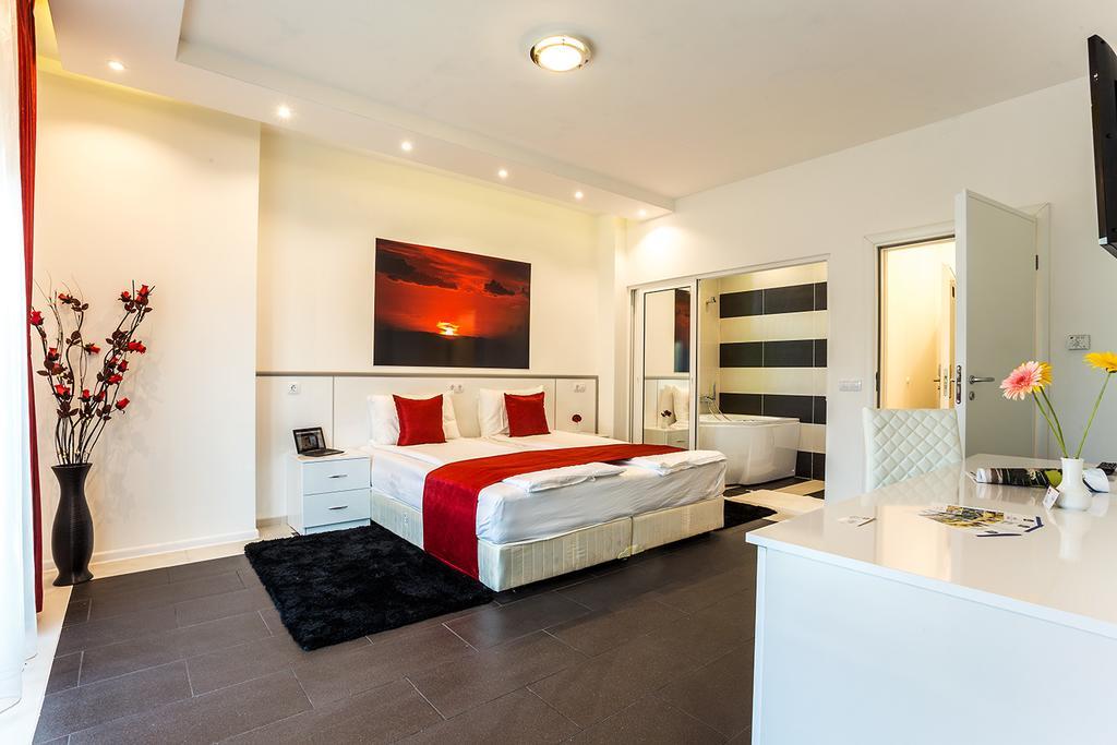 ホテル Complex Europe ドルナ・バニャ 部屋 写真